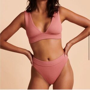 NWT Billabong Maui Rider Sand Dunes Bikini Size S